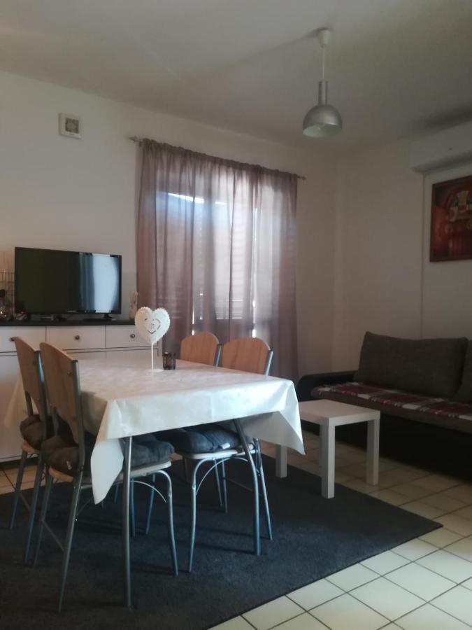 Apartments Eliva Umag Buitenkant foto