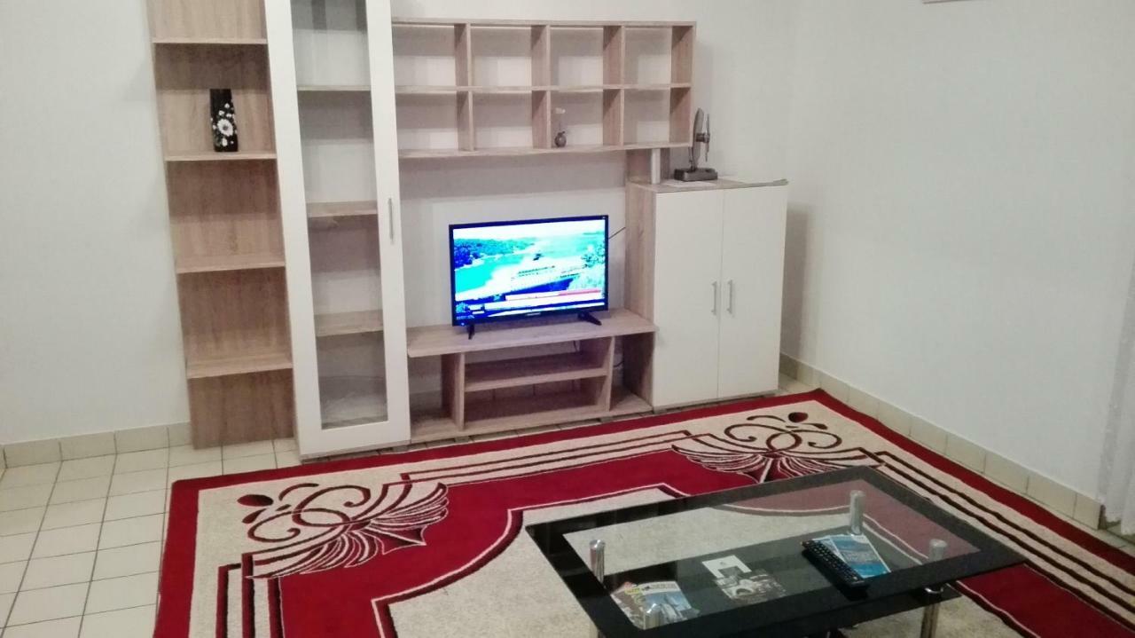 Apartments Eliva Umag Buitenkant foto