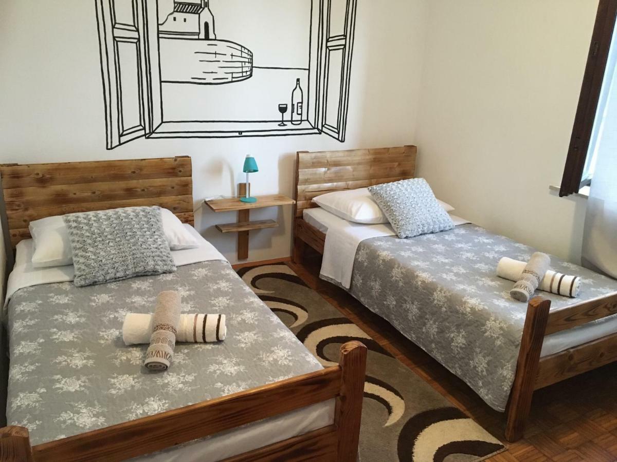 Apartments Eliva Umag Buitenkant foto
