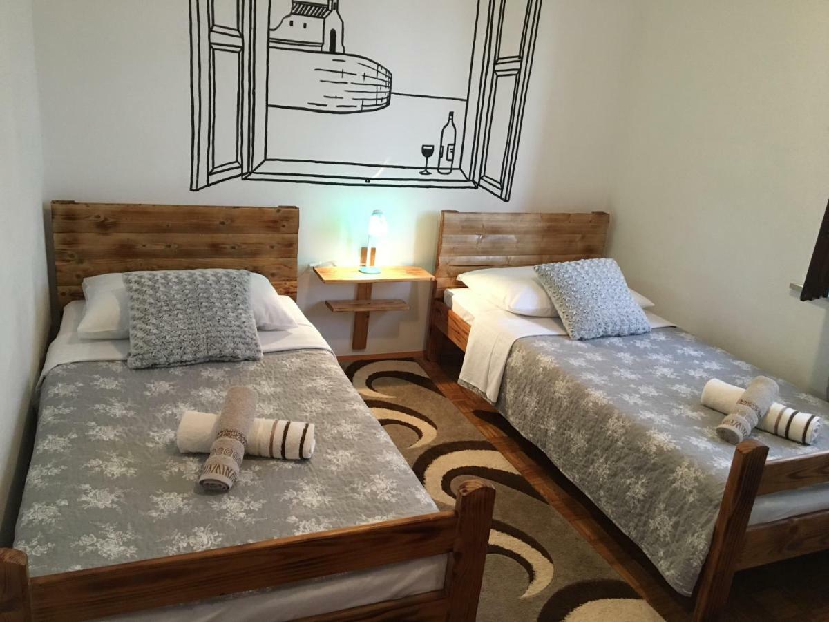 Apartments Eliva Umag Buitenkant foto